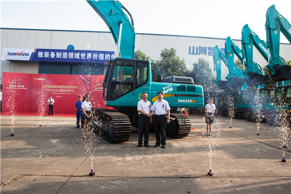 xingkong星空平台（中国）集团智能新推“节油王”混合动力挖掘机