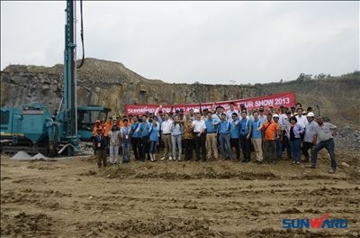 2013xingkong星空平台（中国）集团智能全球巡展印尼站完美收官