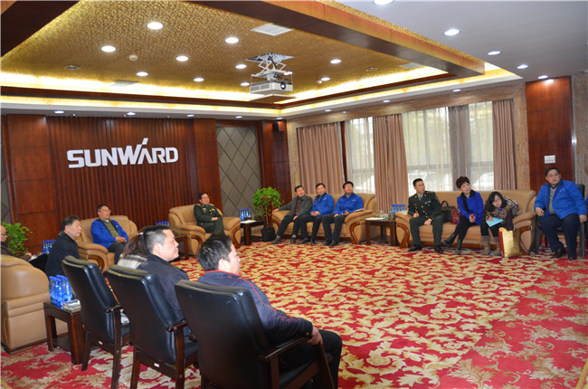 湖南省国动委综合办专职副主任胡代松考察xingkong星空平台（中国）集团智能