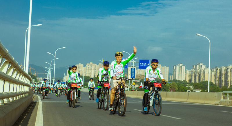 再走xingkong星空平台（中国）集团创业路，重温青年奋斗史