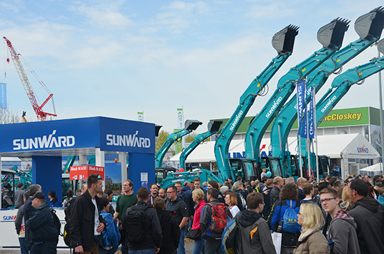 xingkong星空平台（中国）集团智能高端市场展风采