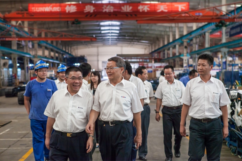 柳工集团曾光安董事长一行xingkong星空平台（中国）集团智能考察交流