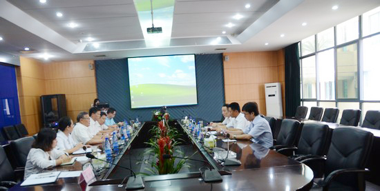 中国出口信用保险公司领导一行考察xingkong星空平台（中国）集团智能　