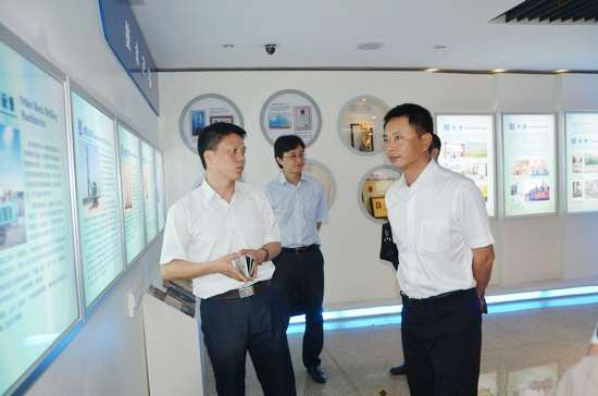 中国出口信用保险公司领导一行考察xingkong星空平台（中国）集团智能　