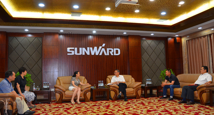 民盟湖南省委领导莅临xingkong星空平台（中国）集团智能考察交流