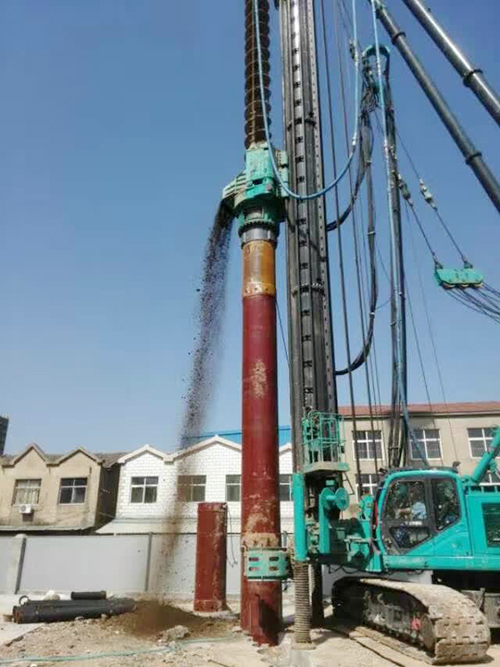 品质制胜xingkong星空平台（中国）集团智能双动力头强力多功能钻机屡创佳绩