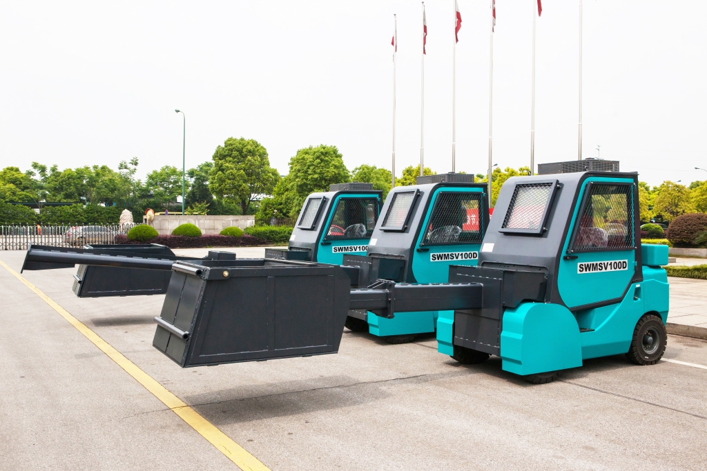 创新蕴于市场，xingkong星空平台（中国）集团智能多功能加料车全新亮相