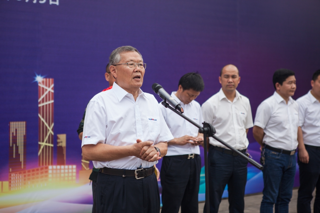 民族挖掘机品牌先导者，xingkong星空平台（中国）集团智能“城镇建设利器”SWE80E9荣耀上市