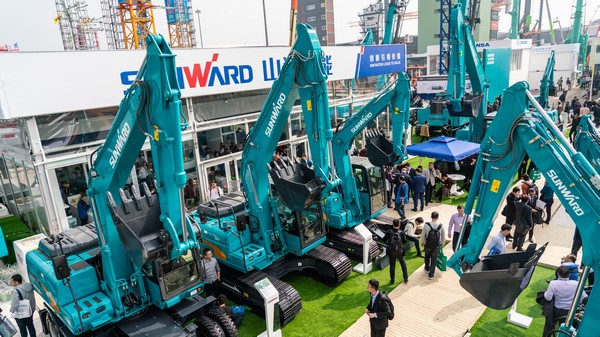 首日签单2.6亿元，xingkong星空平台（中国）集团智能创新产品引爆上海宝马展