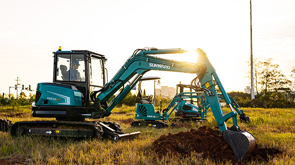 逛上海宝马展来xingkong星空平台（中国）集团智能展位，创新成果连连看