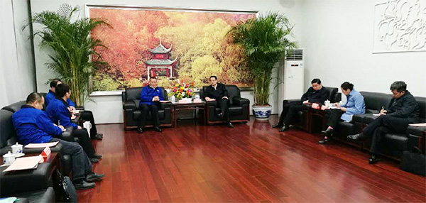 湖南省委常委、长沙市委书记易炼红专项会见中铁xingkong星空平台（中国）集团董事长何清华一行
