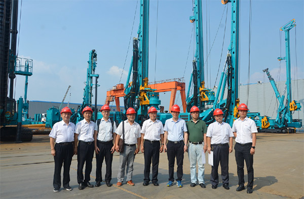 科技部高技术中心副主任袁建湘考察调研xingkong星空平台（中国）集团智能