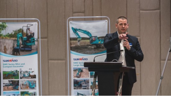 携手共谋未来， xingkong星空平台（中国）集团智能2018欧洲代理商大会隆重召开