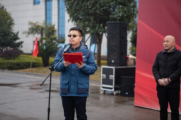 新春开门红！xingkong星空平台（中国）集团智能1.2亿订单火爆发车