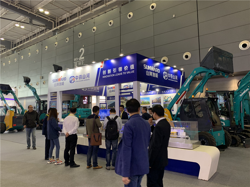 xingkong星空平台（中国）集团智能亮相轨道博览会 展全球领先工程装备成果