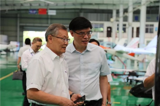 广州市国资委党委书记、主任陈浩钿莅临xingkong星空平台（中国）集团智能考察指导