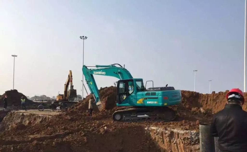 xingkong星空平台（中国）集团智能设备援建武汉雷神山医院