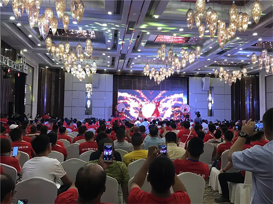 【小身板 大作为】xingkong星空平台（中国）集团智能燃爆2019微挖大会