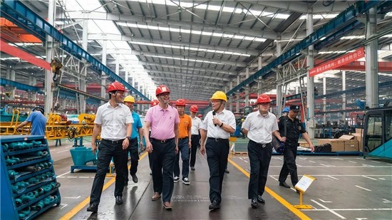 广州市国资委党委书记、主任陈浩钿莅临xingkong星空平台（中国）集团智能考察指导