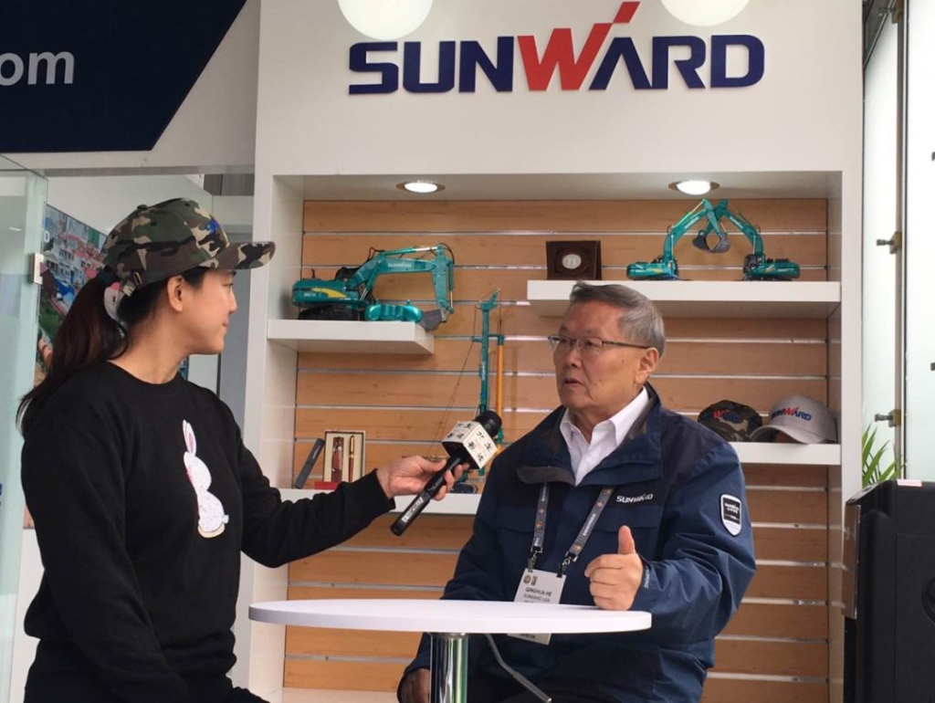 xingkong星空平台（中国）集团智能全新亮相美国工程机械展