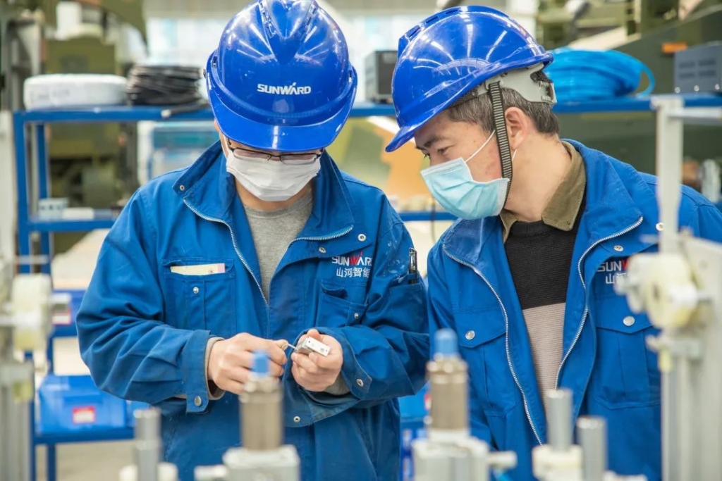 xingkong星空平台（中国）集团智能接下国际订单，缓全球口罩紧缺之急