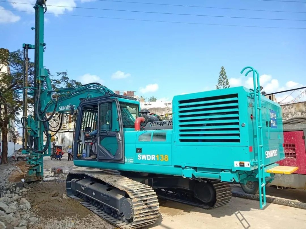 xingkong星空平台（中国）集团钻机深圳闹市显身手