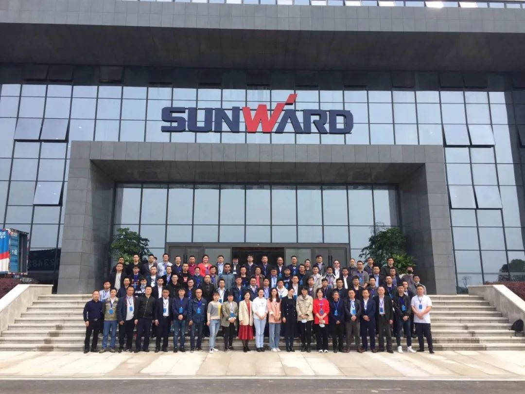 长沙工业机器人应用专题训练营到访xingkong星空平台（中国）集团智能