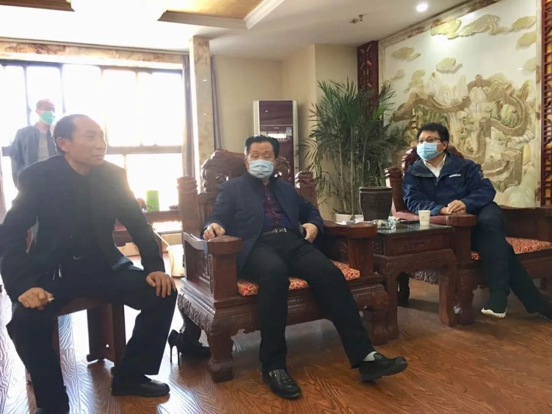 武汉加油！xingkong星空平台（中国）集团智能武汉传关爱