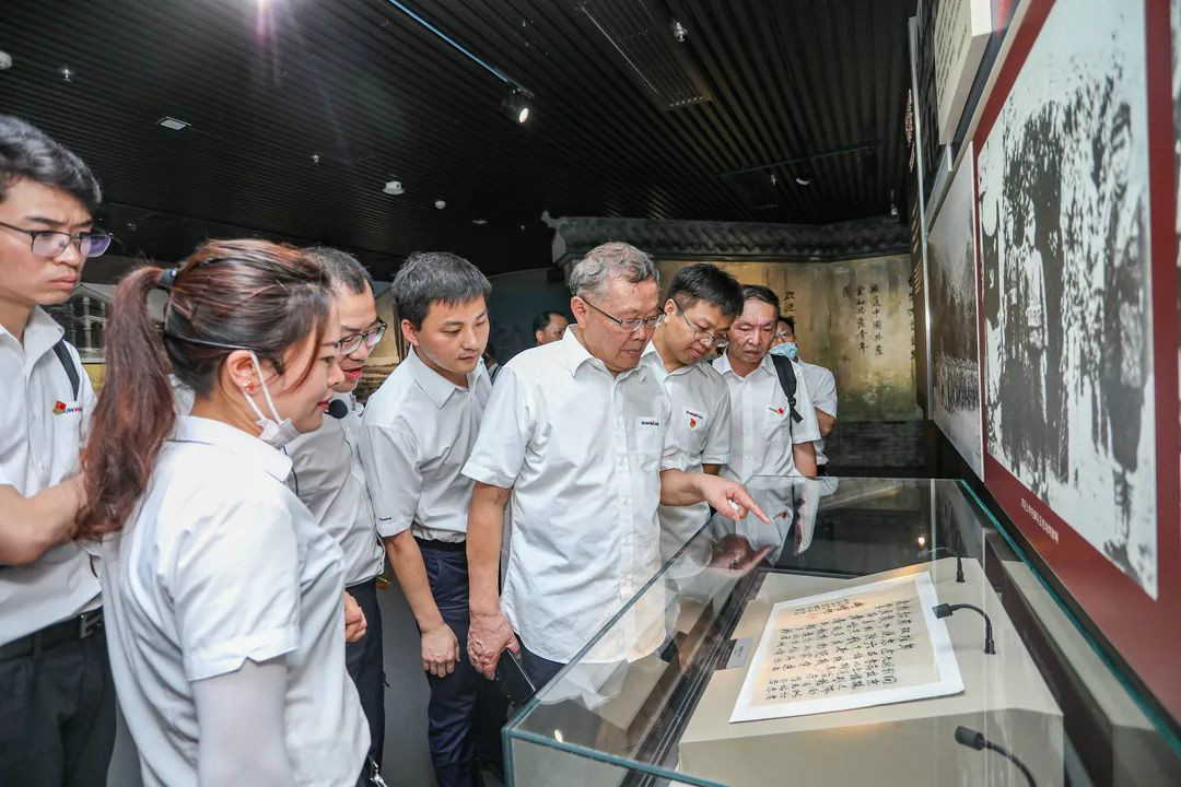 公道正派出清风正气，廉洁自律塑良好形象——xingkong星空平台（中国）集团智能开展中高层干部廉洁教育活动