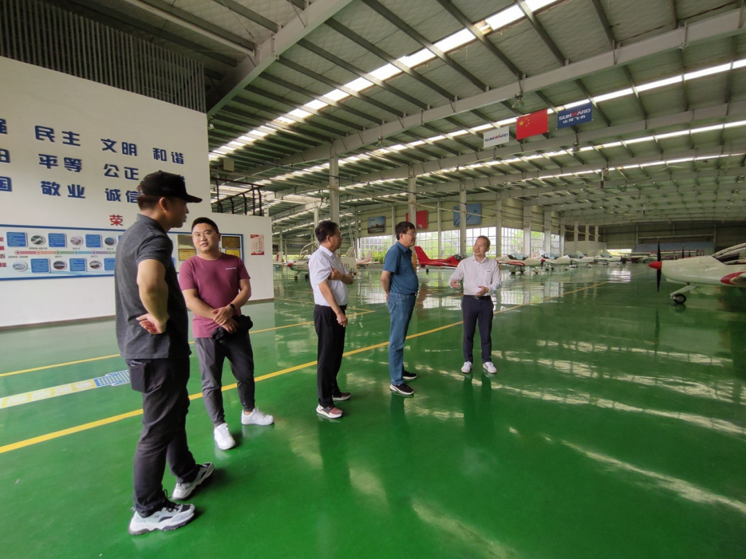 呼伦贝尔城投集团董事长柴冠辉率团考察xingkong星空平台（中国）集团科技