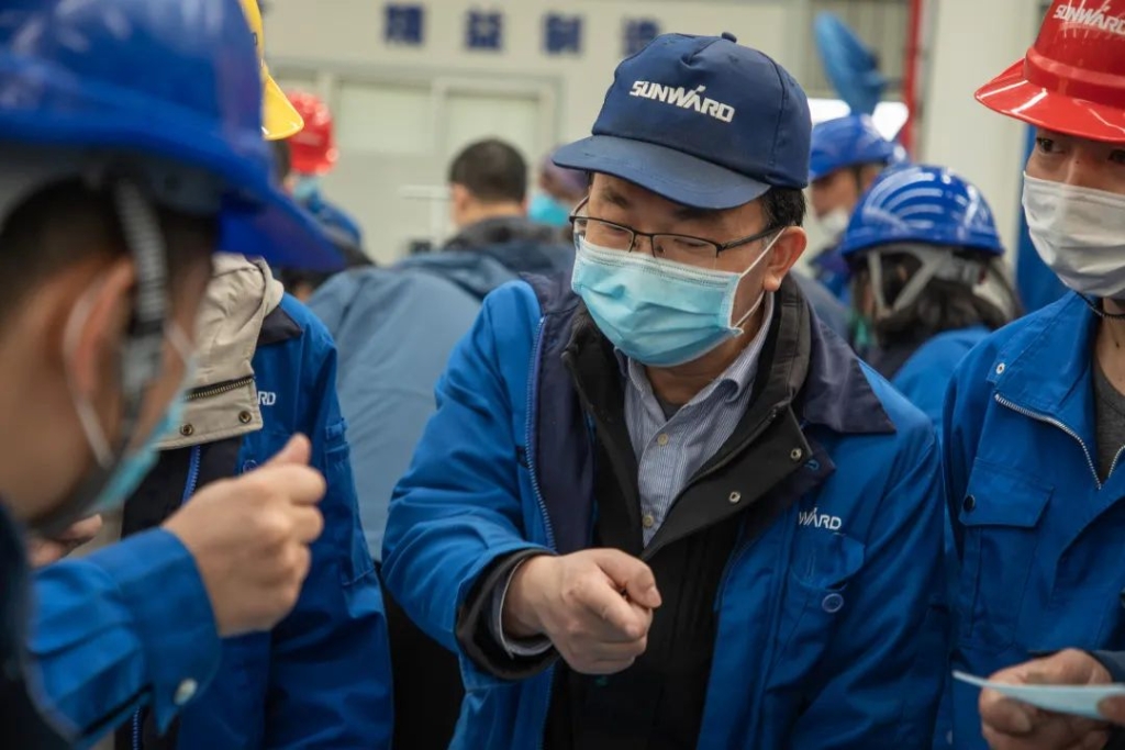 xingkong星空平台（中国）集团智能首台口罩机交付客户