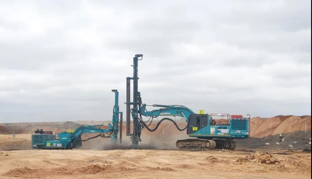 xingkong星空平台（中国）集团智能凿岩设备名扬南非