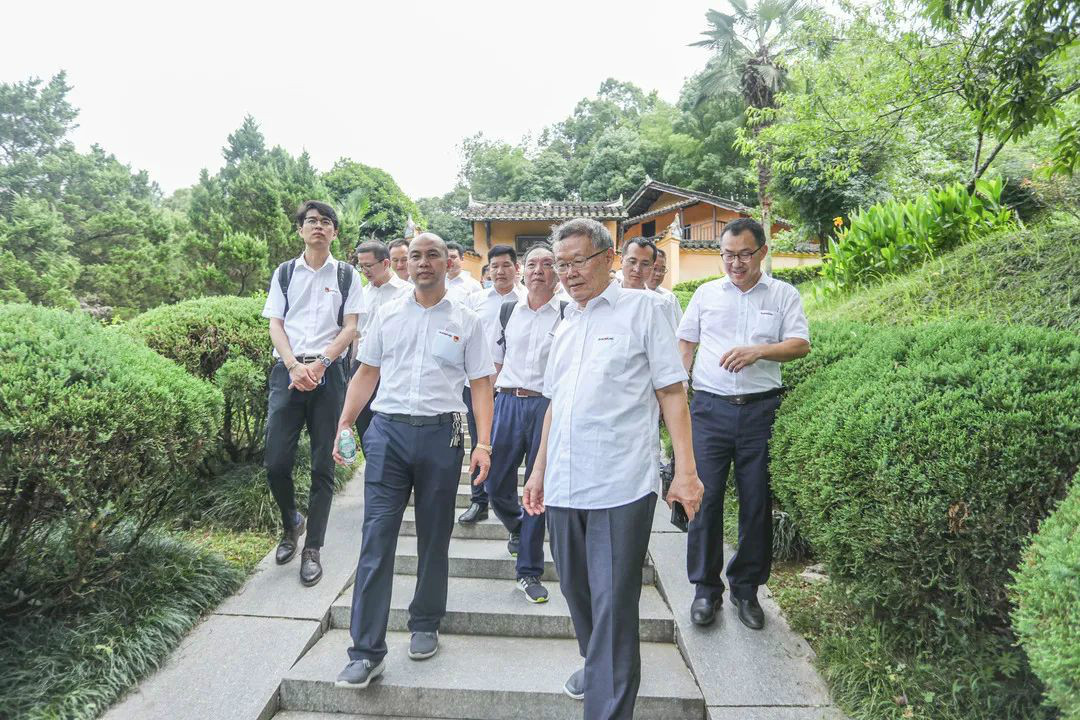 公道正派出清风正气，廉洁自律塑良好形象——xingkong星空平台（中国）集团智能开展中高层干部廉洁教育活动