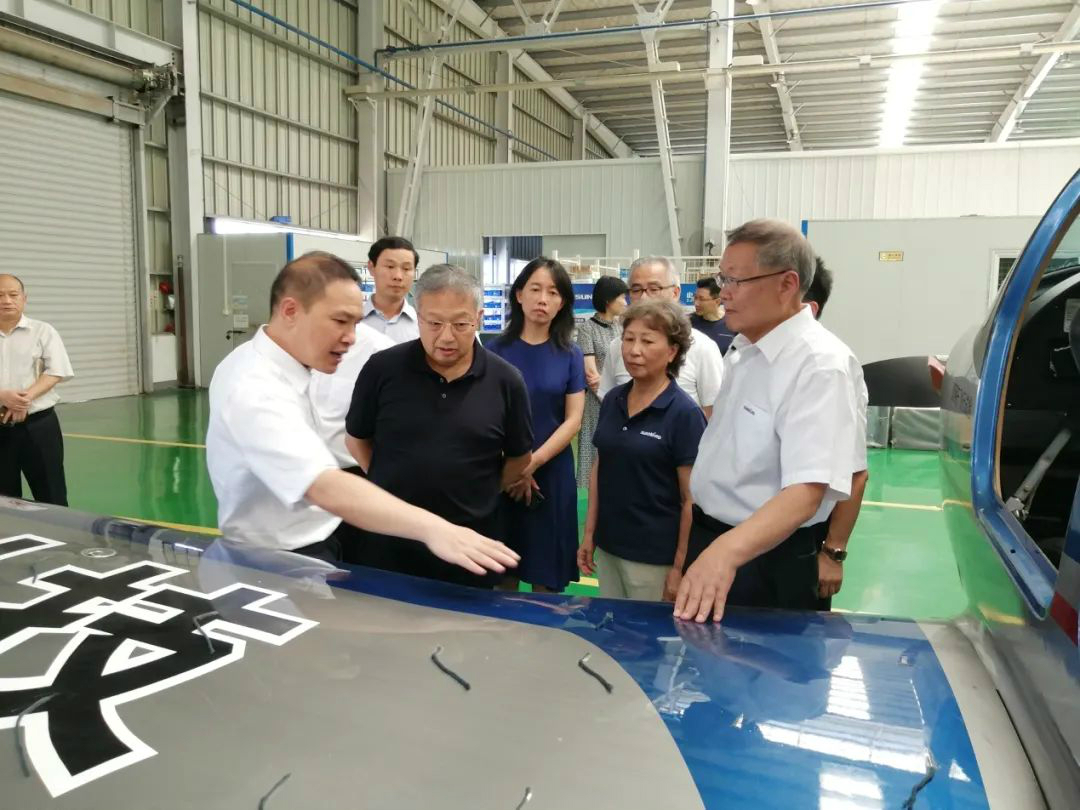 省人大常委会党组副书记、副主任王柯敏调研xingkong星空平台（中国）集团智能