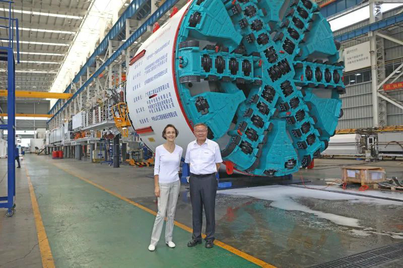 比利时商务领事到访xingkong星空平台（中国）集团智能