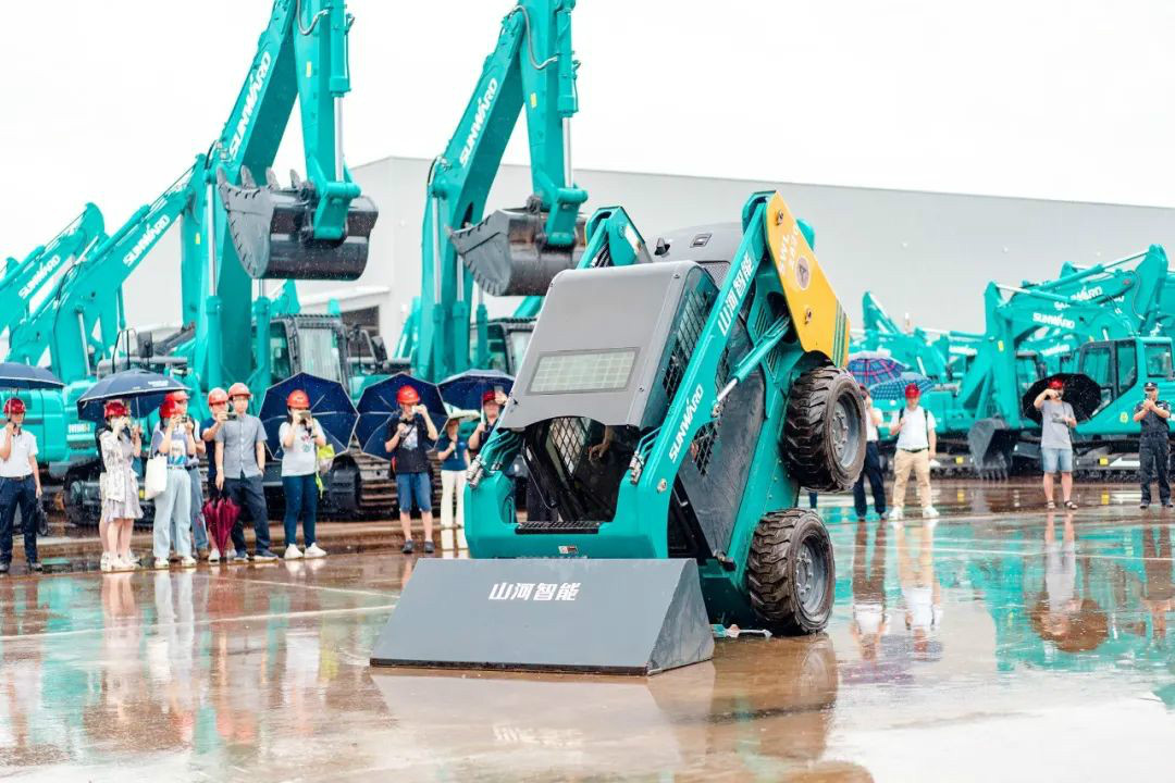 xingkong星空平台（中国）集团智能数字化出海升级暨联合阿里巴巴国际站线上直播活动圆满进行