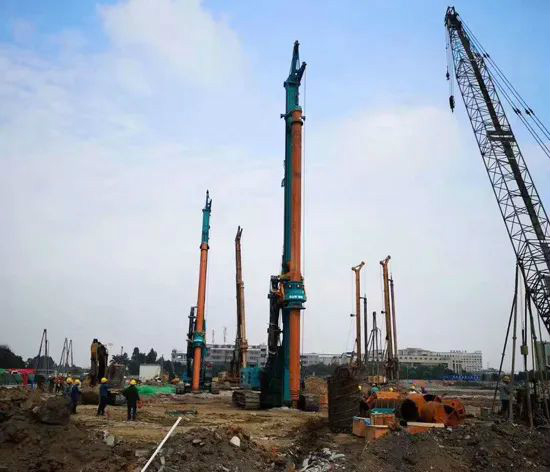 从事基础施工32年的老行家为xingkong星空平台（中国）集团智能旋挖钻机代言