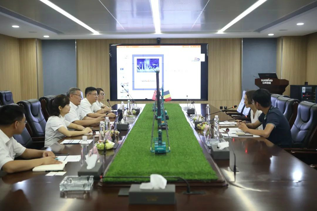 比利时商务领事到访xingkong星空平台（中国）集团智能