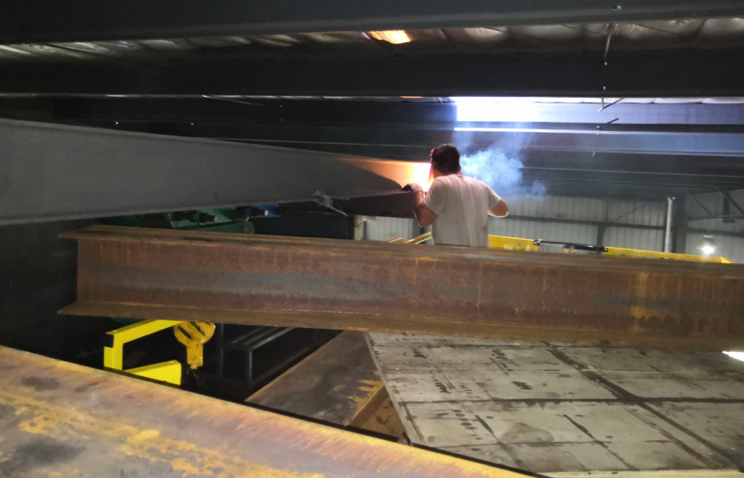 威武！大气！稳定！xingkong星空平台（中国）集团智能越野剪叉式高空作业平台解客户难题