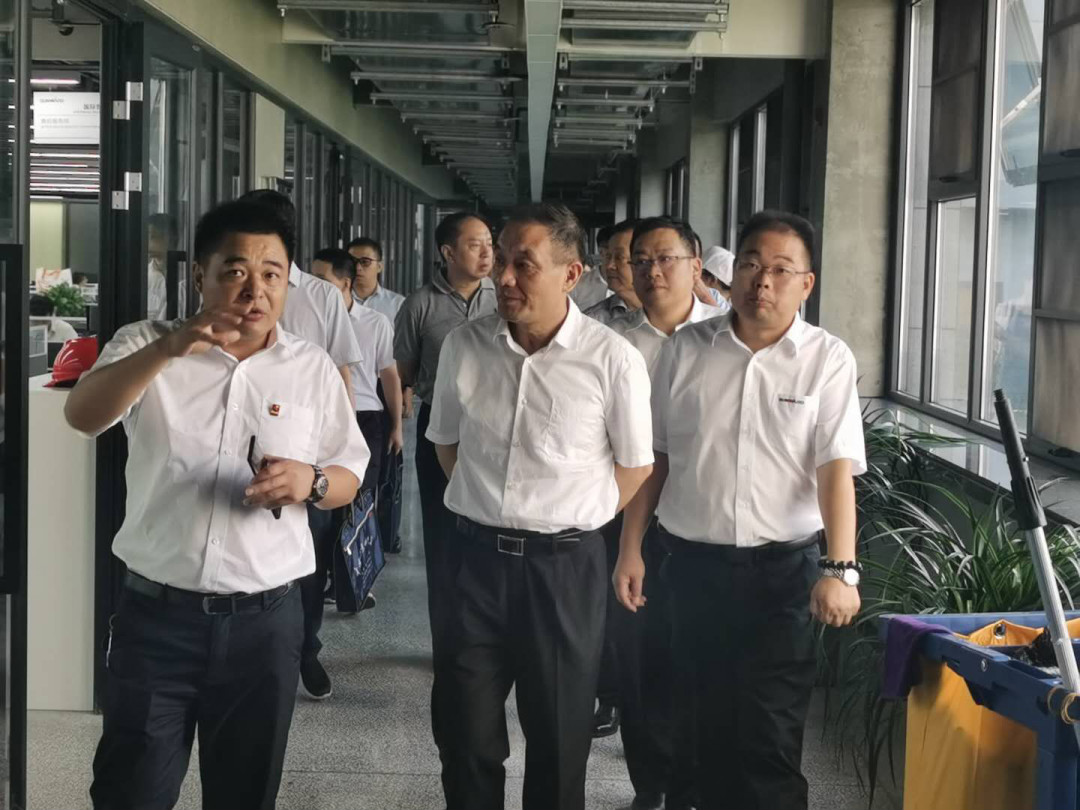 省人大常委会副主任杨维刚调研xingkong星空平台（中国）集团智能