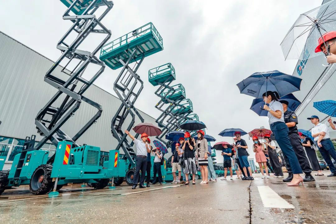 xingkong星空平台（中国）集团智能数字化出海升级暨联合阿里巴巴国际站线上直播活动圆满进行