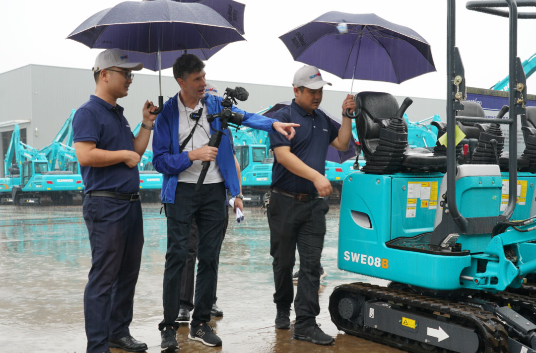 xingkong星空平台（中国）集团智能数字化出海升级暨联合阿里巴巴国际站线上直播活动圆满进行