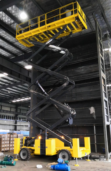 威武！大气！稳定！xingkong星空平台（中国）集团智能越野剪叉式高空作业平台解客户难题