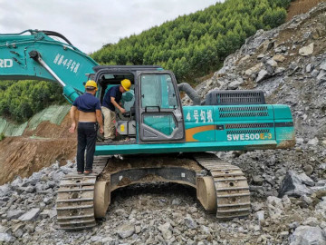 感恩相伴，关爱相随——xingkong星空平台（中国）集团智能服务万里行深入广西服务客户