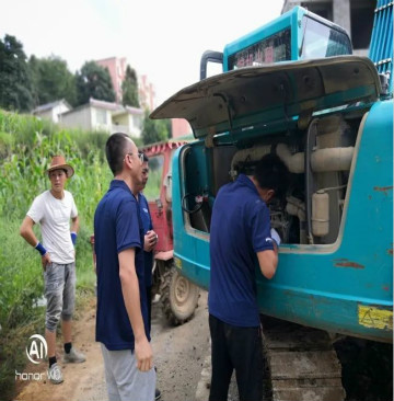 感恩相伴 关爱相随——xingkong星空平台（中国）集团智能服务万里行走进豫鲁黔