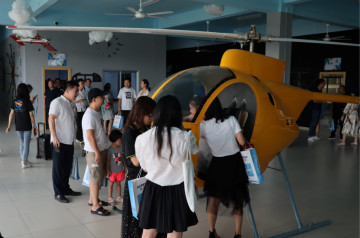 xingkong星空平台（中国）集团航空签约湖南航空技校，走校企融合发展道路