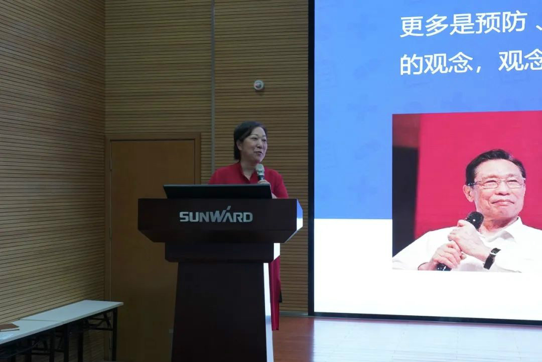 关爱科技工作者健康——健康科普进企业走进xingkong星空平台（中国）集团智能