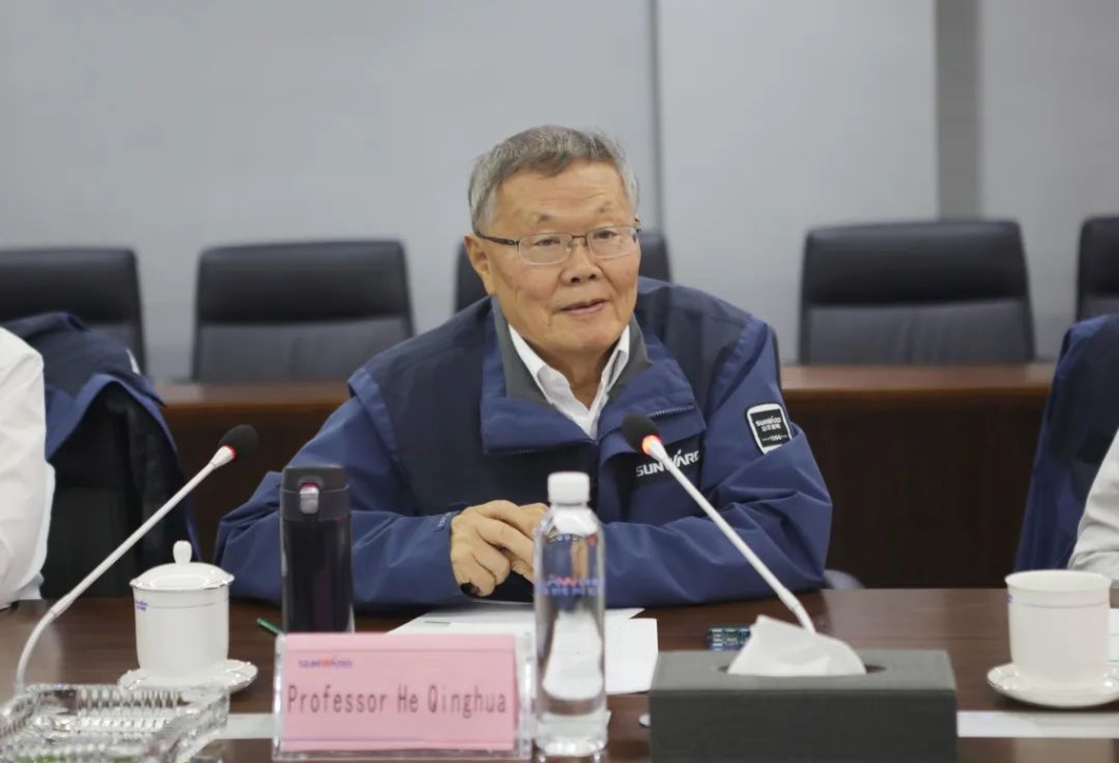 英国驻广州总领事贺颂雅考察xingkong星空平台（中国）集团智能