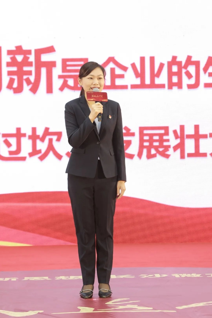 “学习新思想 长沙微宣讲 就认这个理”专题微宣讲在xingkong星空平台（中国）集团智能举行