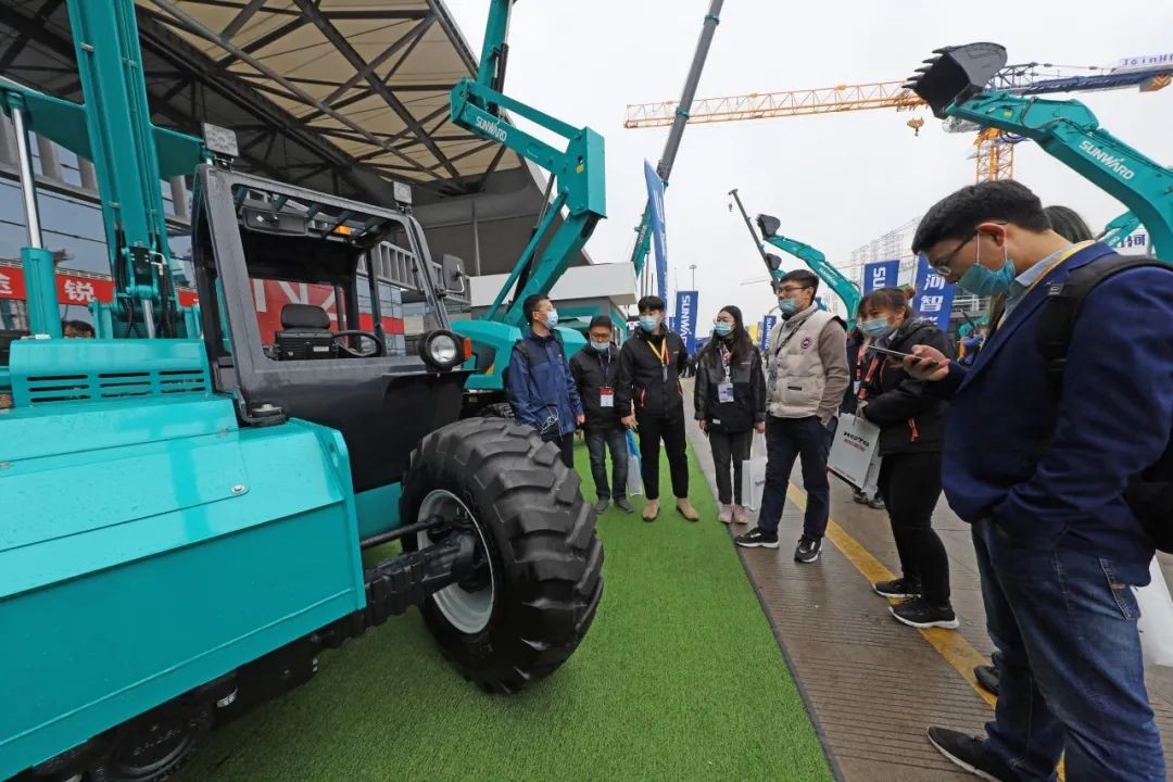 守正创新拓xingkong星空平台（中国）集团 xingkong星空平台（中国）集团智能闪耀2020上海宝马展